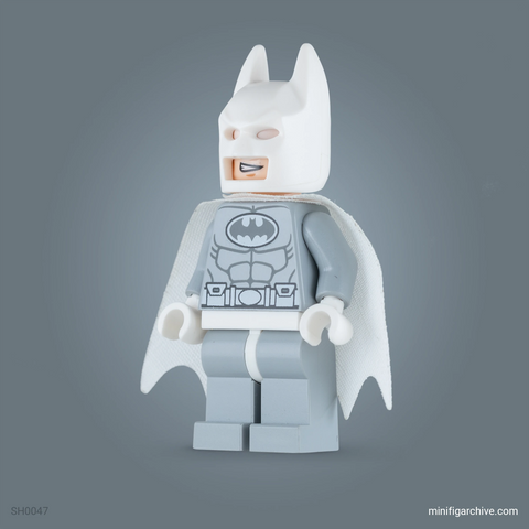 LEGO minifigure Arctic Batman sh0047 at an angle
