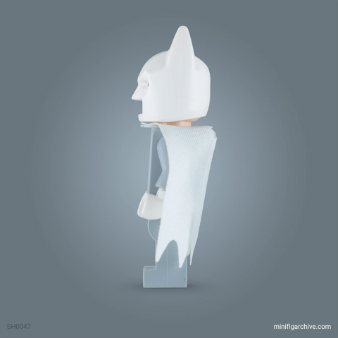 LEGO minifigure Arctic Batman sh0047 side view