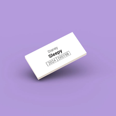White LEGO Minifigure Identification tag for Sleepy dis158