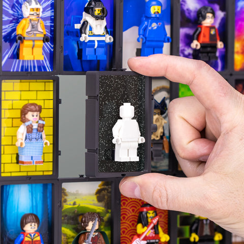 Space Minifinity Display Case